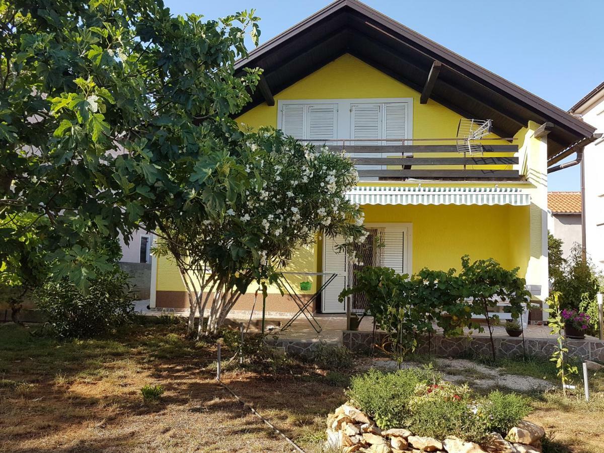 Apartment Mimosa Vir Ngoại thất bức ảnh